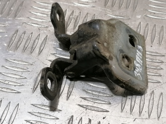 Петля двери задней правой нижняя Renault Logan 2005 2014