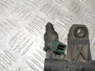 Форсунка двигателя Renault Kangoo 1997 2003