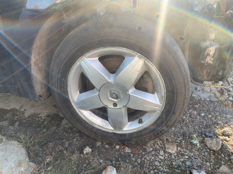 В разборе Renault Scenic 2003 2009