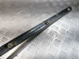 Молдинг двери передней правой Renault Logan 2005 2014