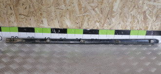 Молдинг двери передней правой Renault Logan 2005 2014