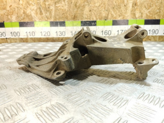 Кронштейн генератора Renault Clio 3 2005 2012