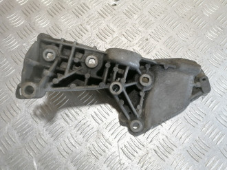 Кронштейн генератора Renault Scenic 2003 2009