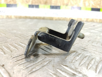 Петля багажника правая Renault Scenic 2003 2009