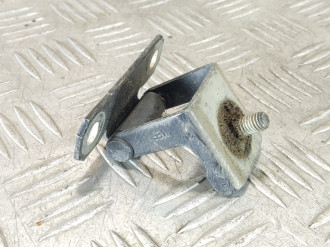 Петля багажника левая Renault Scenic 2003 2009