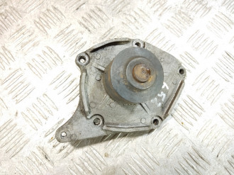 Насос водяной помпа Renault Scenic 2003 2009