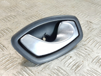Ручка двери внутренняя задняя правая Renault Laguna 2008-2015