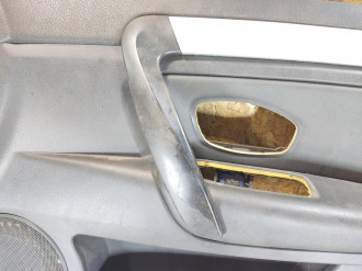 Обшивка двери передней правой Renault Laguna 2008-2015