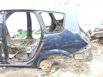 Крыло заднее левое Renault Scenic 2003 2009