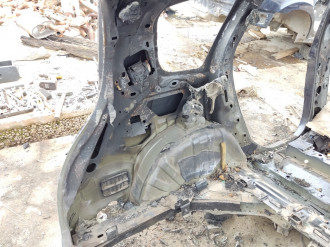 Крыло заднее левое Renault Scenic 2003 2009