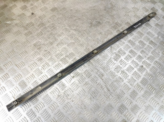 Молдинг двери передней левой Renault Logan 2005 2014