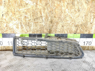 Решетка в бампер левая Renault Logan 2005 2014