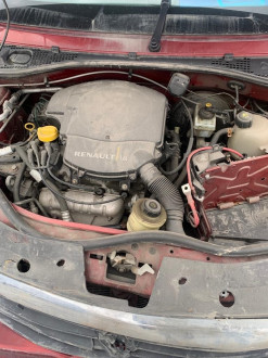 В разборе Renault Sandero 2009 2014
