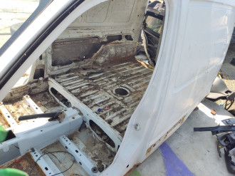 Крыло заднее левое Renault Kangoo 1997 2003
