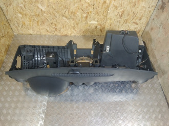 Торпедо Renault Sandero 2009 2014