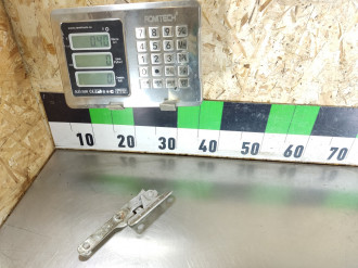 Петля капота правая Renault Logan 2005 2014