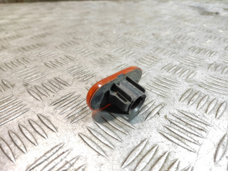 Повторитель в крыло левый Renault Clio 1 1991-1998