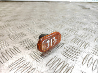 Повторитель в крыло левый Renault Clio 1 1991-1998