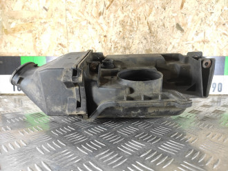 Корпус воздушного фильтра Renault Laguna 2001-2008