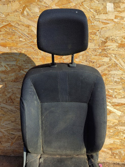 Сиденье переднее правое Renault Laguna 2001-2008