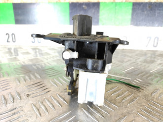 Кнопка открывания багажника Renault Clio 1998-2008