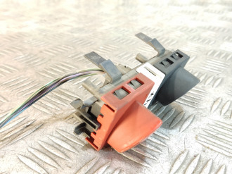 Кнопка аварийной сигнализации Renault Megane 2003 2009