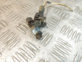 Форсунка двигателя Renault Megane 2003 2009