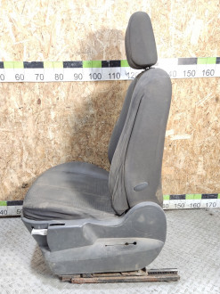 Сиденье переднее левое Renault Megane 2003 2009