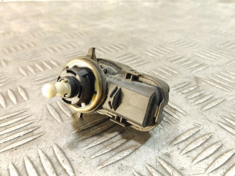 Корректор фар Renault Laguna 2001-2008
