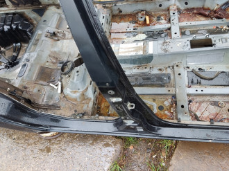 Порог со стойкой правой Renault Megane 2003 2009