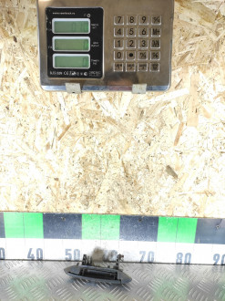 Ручка двери передней правой Renault Clio 2 1998-2008