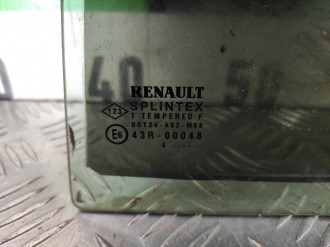 Стекло двери задней левой форточка Renault Clio 2 1998-2008