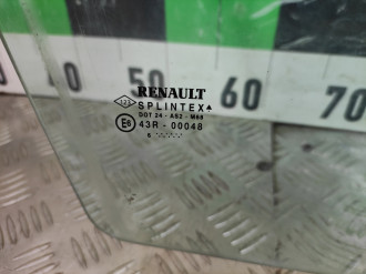 Стекло двери передней правой Renault Clio 1998-2008