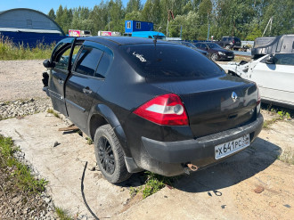 В разборе Renault Megane 2003 2009