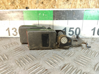 Ответная часть ремня безопасности Renault Megane 2003 2009