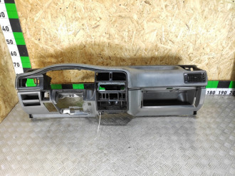Торпедо Renault R19 1992 2002