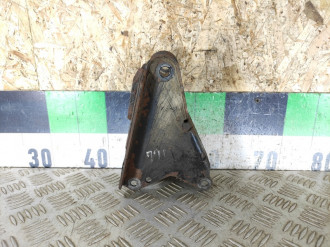 Кронштейн кпп Renault R19 1992 2002