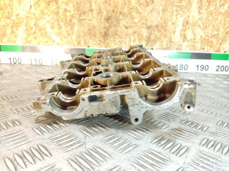 Крышка клапанная Renault Megane 2003 2009