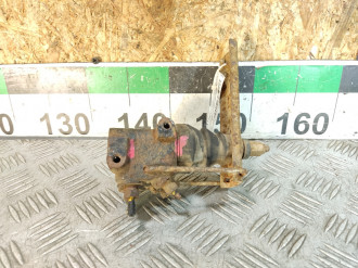 Распределитель тормозов Renault Logan 2005 2014