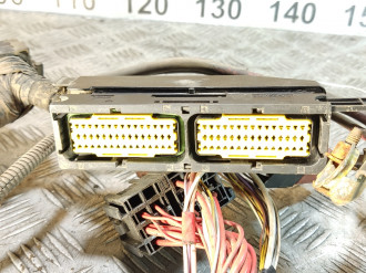 Разъем блока управления двигателя Renault Logan 2005 2014