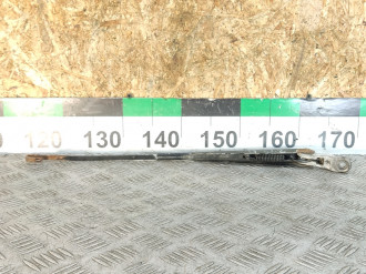 Поводок стеклоочистителя передний правый Renault Logan 2005 2014