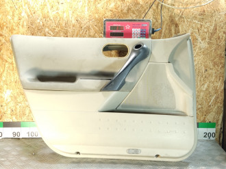 Обшивка двери передней левой Renault Megane 2003 2009