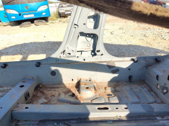 Порог со стойкой правой Renault Megane 2003 2009
