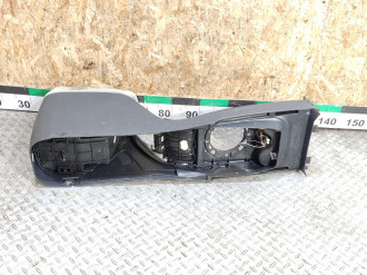 Подлокотник Renault Megane 2003 2009