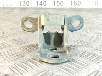 Петля двери передней правой верхняя Renault Megane 2003 2009