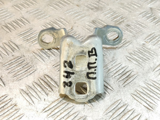 Петля двери передней правой верхняя Renault Megane 2003 2009