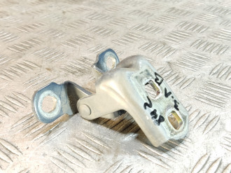 Петля двери задней левой верхняя Renault Megane 2003 2009