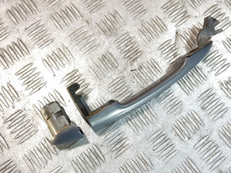 Ручка двери передней правой Renault Megane 2003 2009