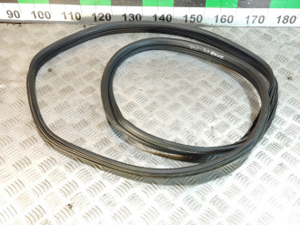 Уплотнитель двери задней левой Renault Megane 2003 2009