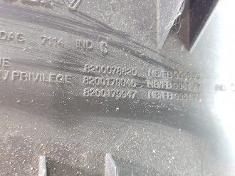 Бардачок Renault Megane 2003 2009